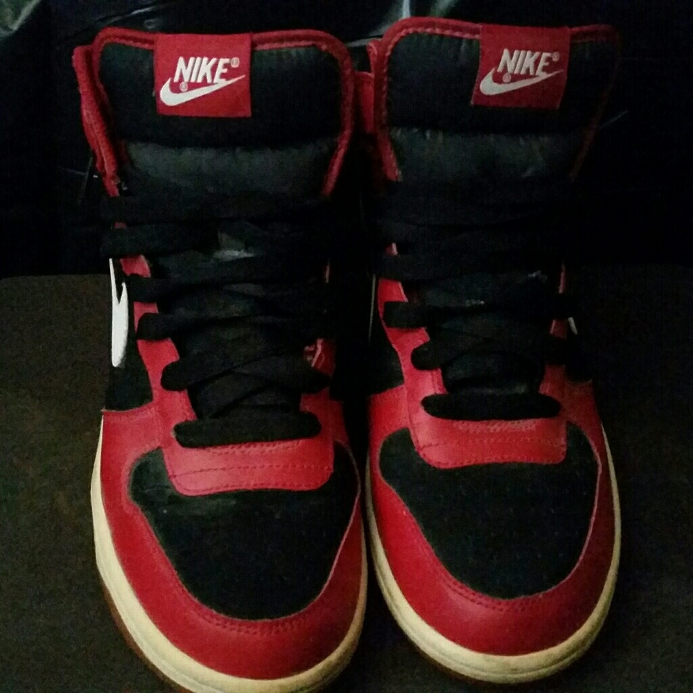 Nike Sneakers size 9